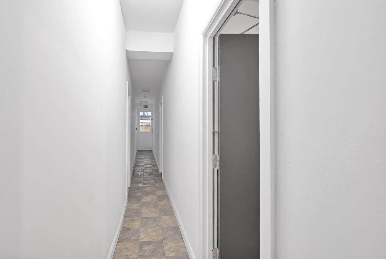Fernbank Rooms Sudbury Hill, Harrow, Self-Contained Studios With En-Suite Harrow on the Hill Bagian luar foto