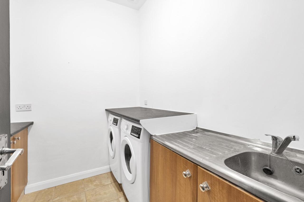 Fernbank Rooms Sudbury Hill, Harrow, Self-Contained Studios With En-Suite Harrow on the Hill Bagian luar foto