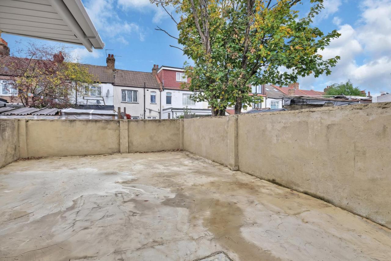 Fernbank Rooms Sudbury Hill, Harrow, Self-Contained Studios With En-Suite Harrow on the Hill Bagian luar foto