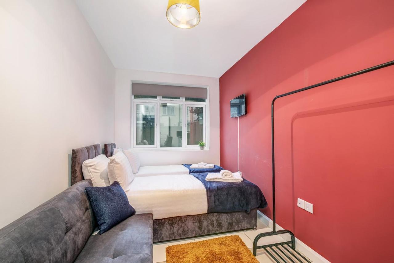 Fernbank Rooms Sudbury Hill, Harrow, Self-Contained Studios With En-Suite Harrow on the Hill Bagian luar foto