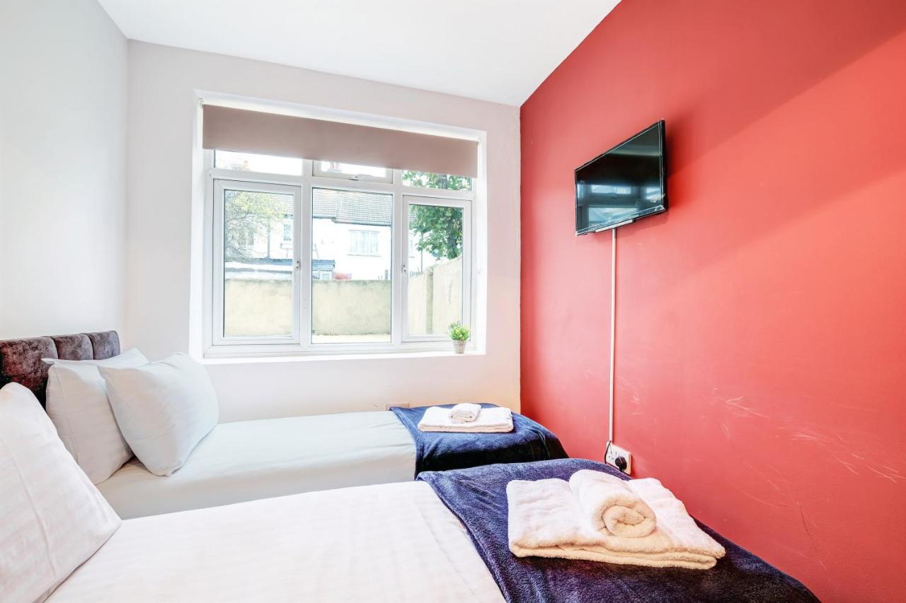 Fernbank Rooms Sudbury Hill, Harrow, Self-Contained Studios With En-Suite Harrow on the Hill Bagian luar foto