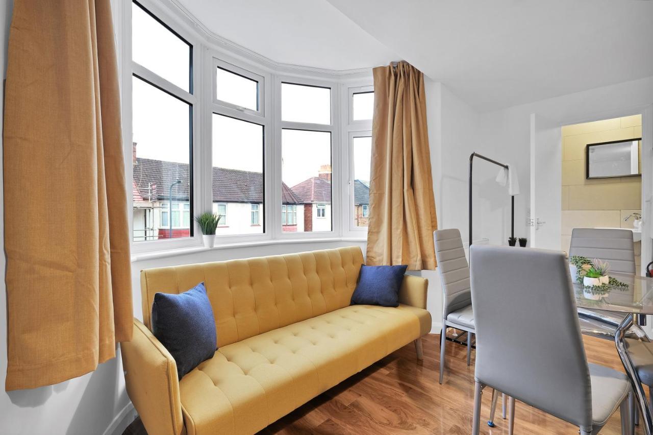 Fernbank Rooms Sudbury Hill, Harrow, Self-Contained Studios With En-Suite Harrow on the Hill Bagian luar foto