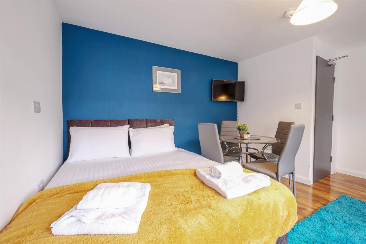Fernbank Rooms Sudbury Hill, Harrow, Self-Contained Studios With En-Suite Harrow on the Hill Bagian luar foto