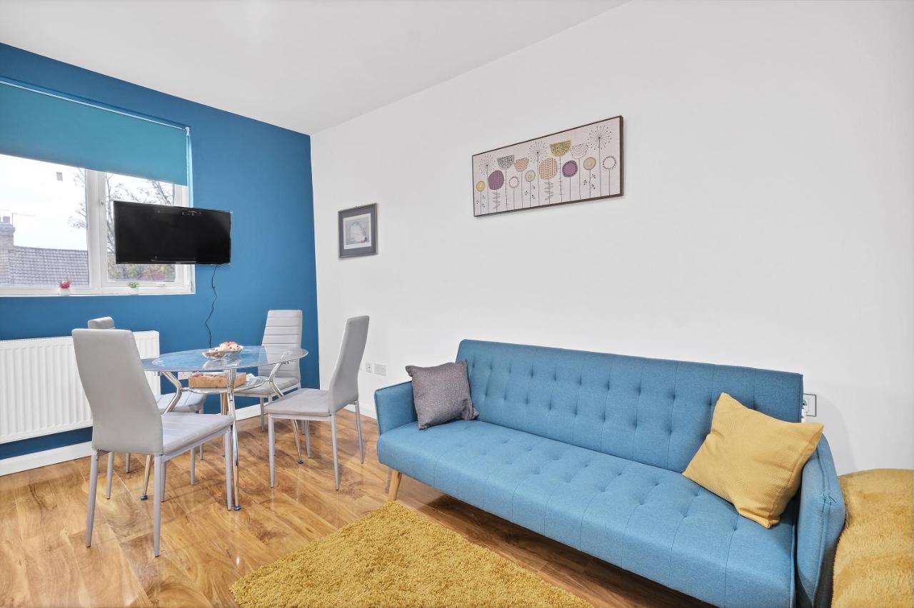 Fernbank Rooms Sudbury Hill, Harrow, Self-Contained Studios With En-Suite Harrow on the Hill Bagian luar foto